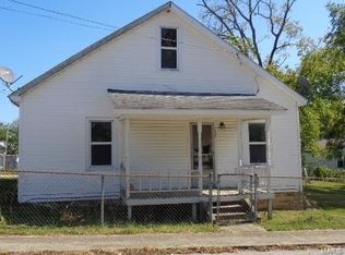 102 N Henderson St, Salem, MO 65560