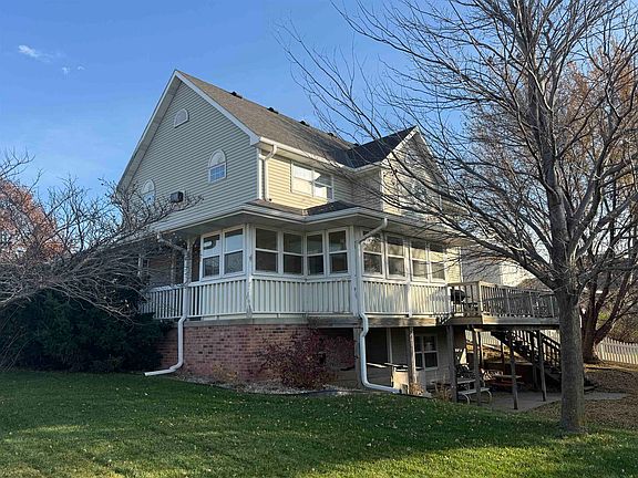 2nd image of 2007 Mulberry Dr