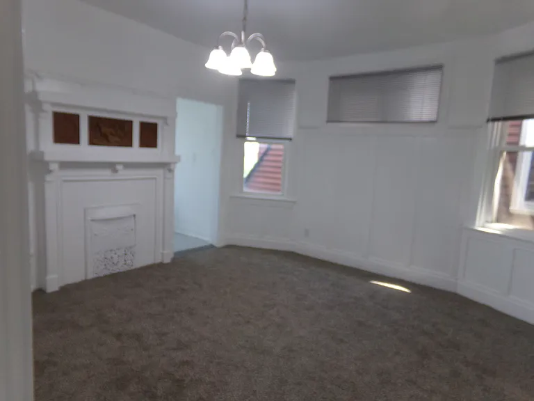 2830 Broadway Ave #2 — Photo 9