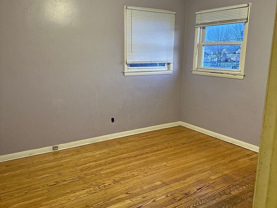 1st image of 4139 W Morgan Ave #4