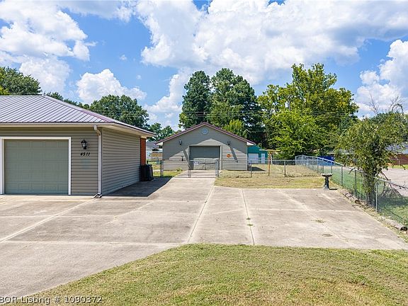 2nd image of 4511 Alma Hwy