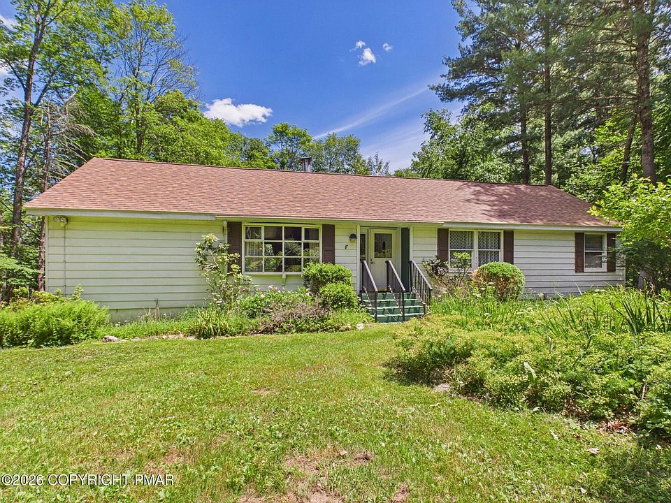 1st image of 238A Pine Ln #A