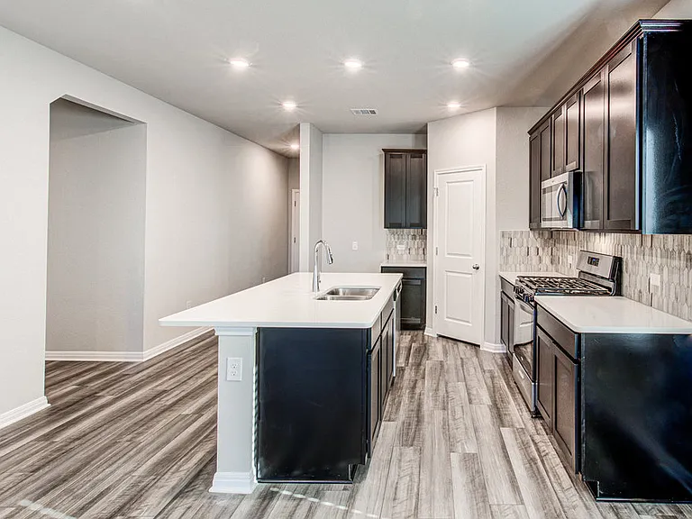 14513 Heartland Dr — Photo 20