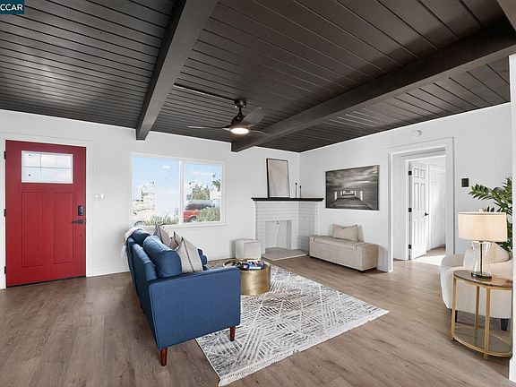 3rd image of 1838 Overhill Rd