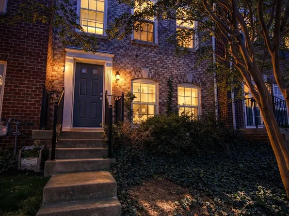 1410 Saunders Dr, Fredericksburg, VA 22401