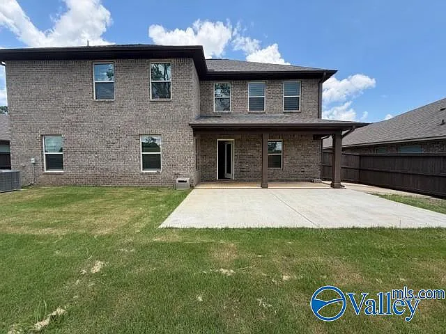210 Hydra Cir — Photo 14