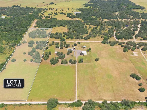 1 County Road 123, Edna, TX 77957