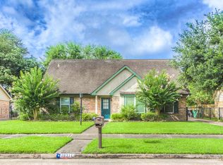 12311 Huntington Field Dr, Houston, TX 77099
