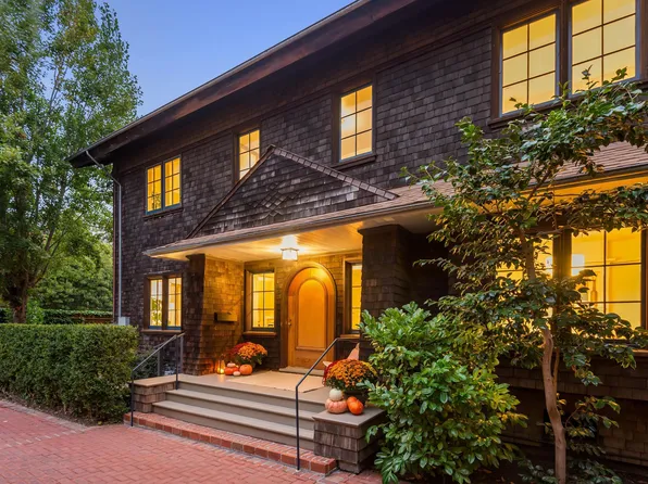 2816 Derby St, Berkeley, CA 94705