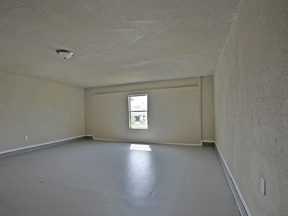 5th image of 3118 Magill St
