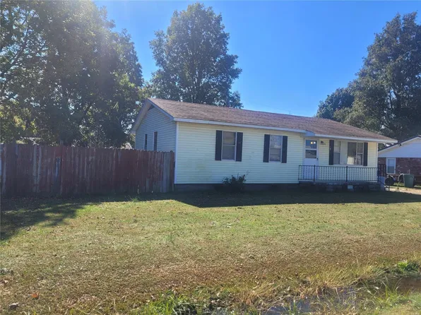 409 Robin Ln, Portageville, MO 63873