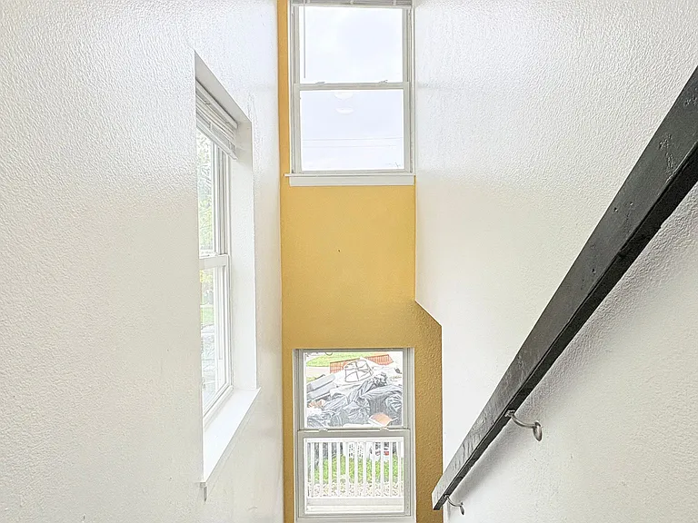 310 Whittemore St — Photo 21