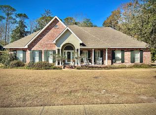 3605 Perryman Rd, Ocean Springs, MS 39564