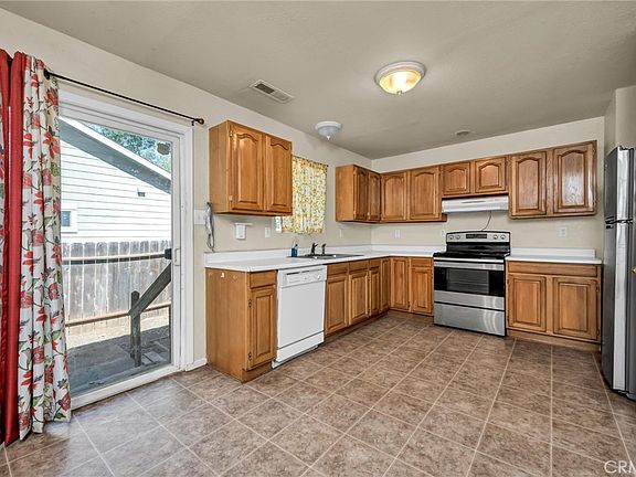 4th image of 16182 27th Ave