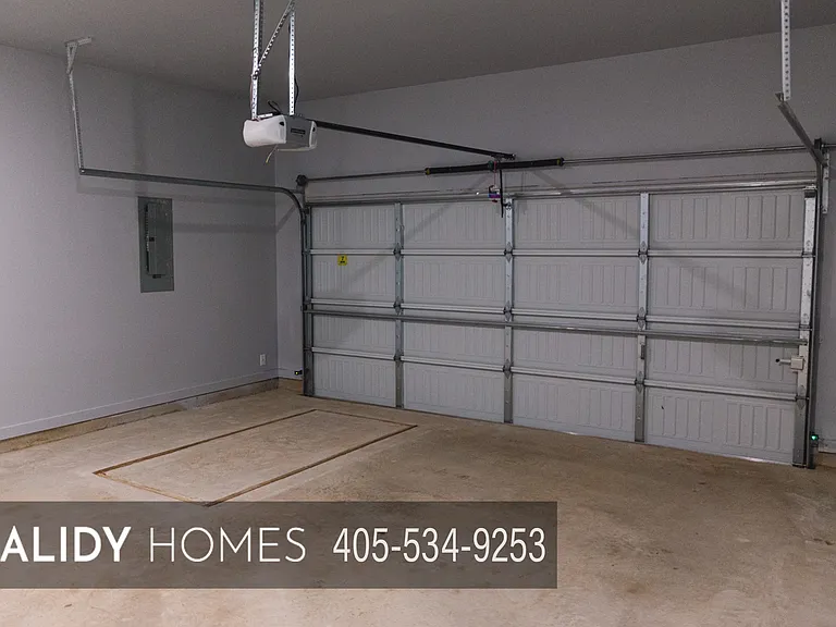 629 Remington Ave — Photo 50