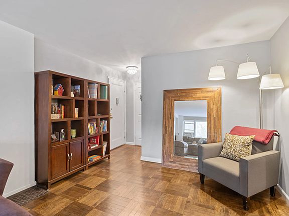 3rd image of 4525 Henry Hudson Pkwy APT 103