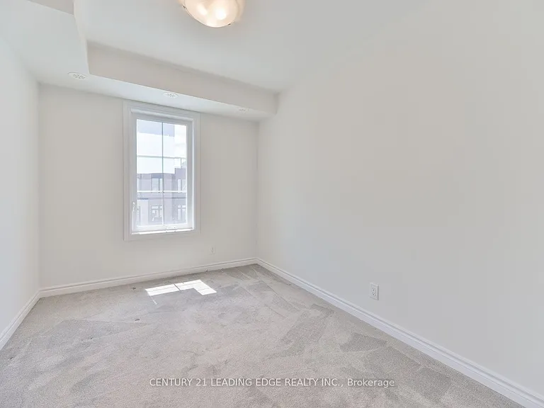 30 William Shearn Cres — Photo 25