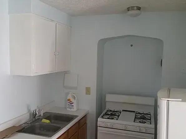 (undisclosed Address), Charleston, WV 25301