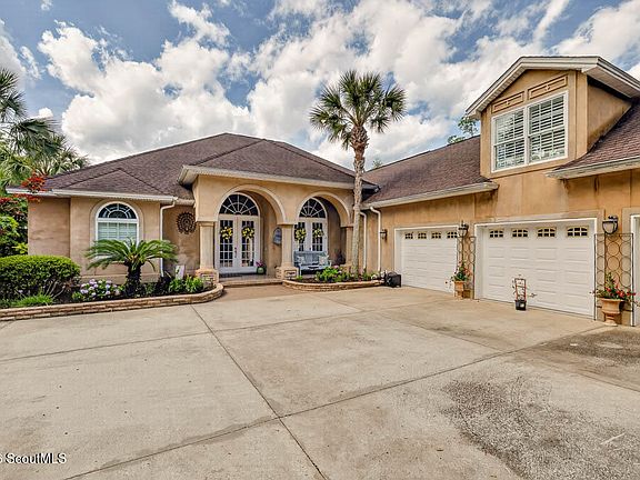 3rd image of 128 Serenoa Dr
