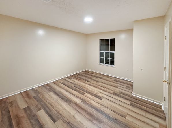 275 Concord St NE, Pelham, GA 31779