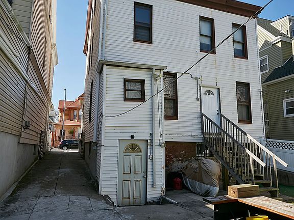 4th image of 29 Ashford St