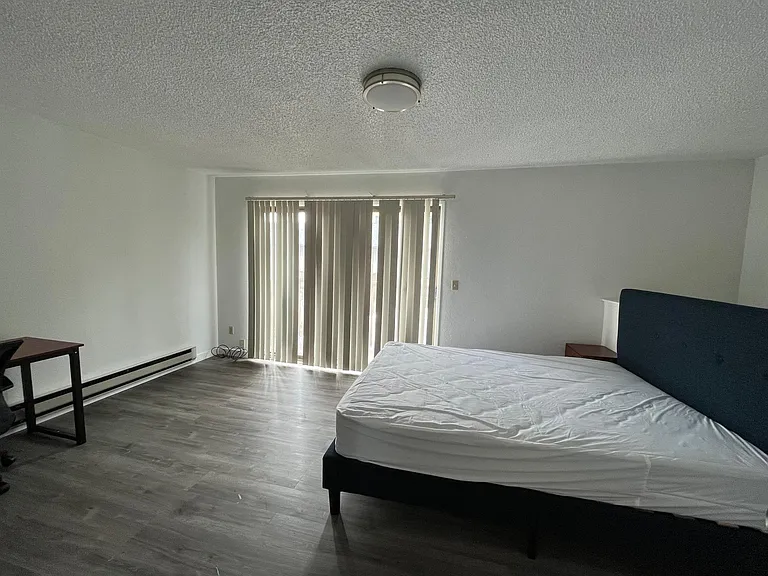 3rd bedroom upstairs