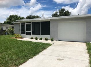 9544 Park Lake Dr, Pinellas Park, FL 33782