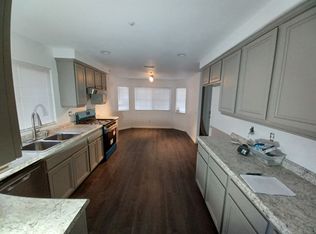 589 Hildale Cir, Vista, CA 92083