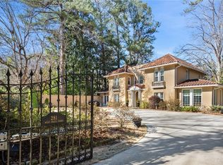 281 W Paces Ferry Rd NW, Atlanta, GA 30305