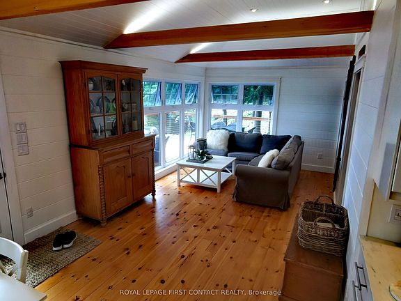 5th image of 373 Healey Lake Rd