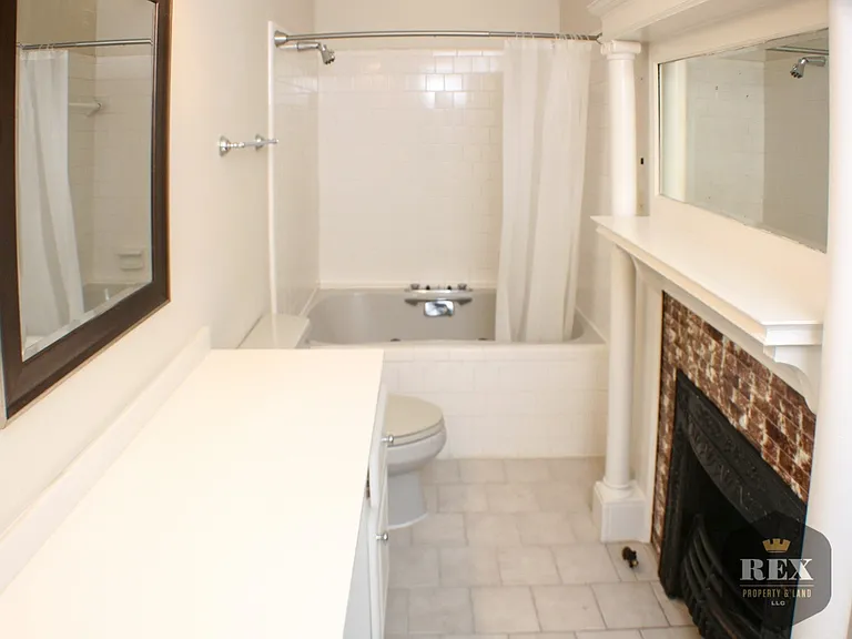 334 Greene St - Patrick-Pund House — Photo 4