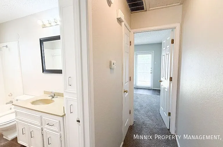 7303 Avenue X #101 — Photo 6