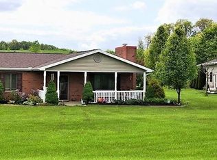 5185 Pioneer Rd SE, Carrollton, OH 44615