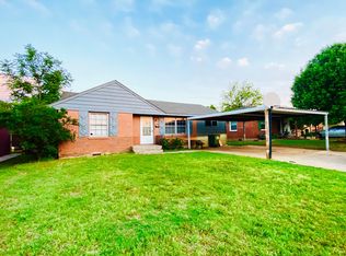 1228 Santa Fe Dr, Clinton, OK 73601