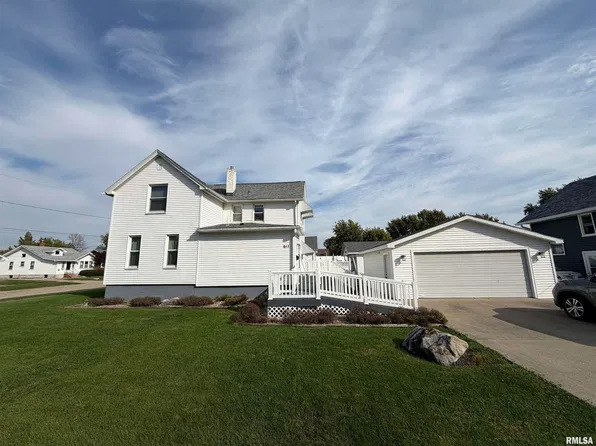 917 S Chambers St, Galesburg, IL 61401