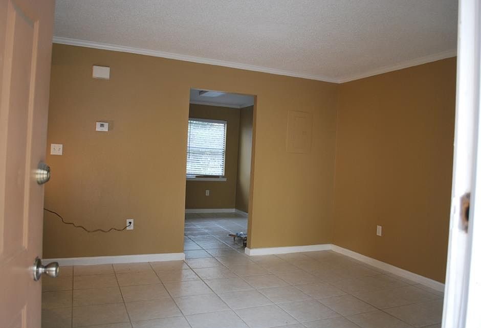 1st image of 513 Circle Dr APT C2