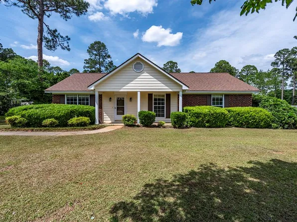 129 Tall Pines Dr, Leesburg, GA 31763