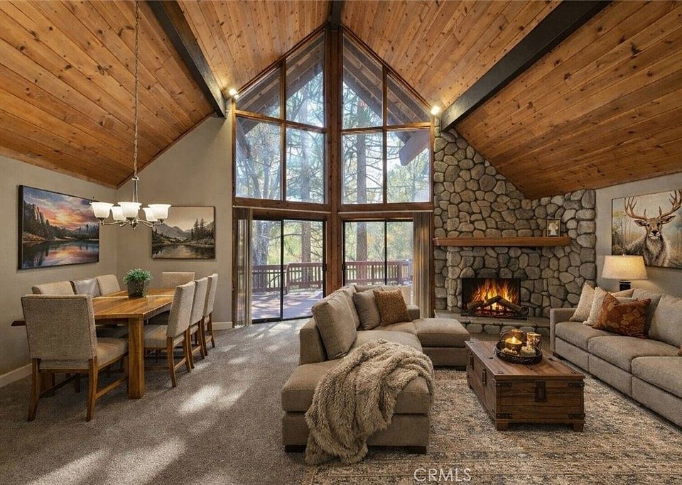 1st image of 33207 Juniper Ln