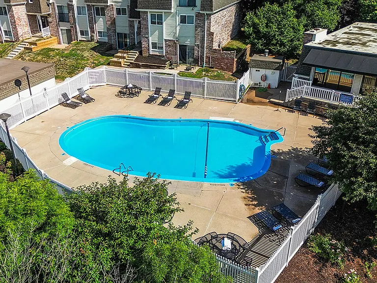 Sparkling Swimming Pool!