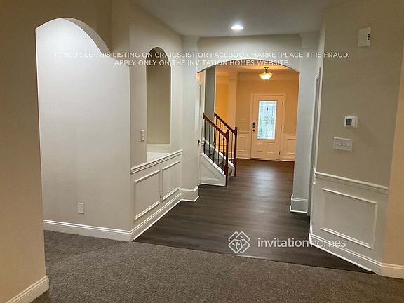 4th image of 1628 Ridgehaven Rd