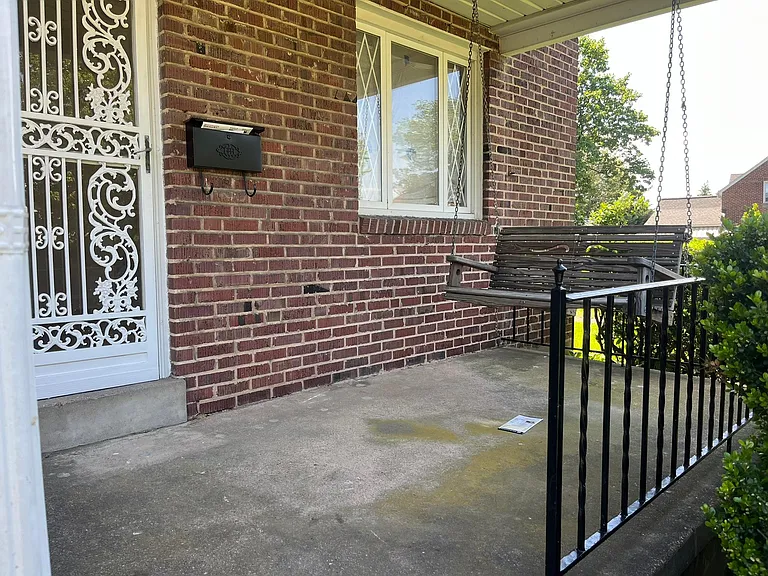 2500 Liberty Pkwy — Photo 3