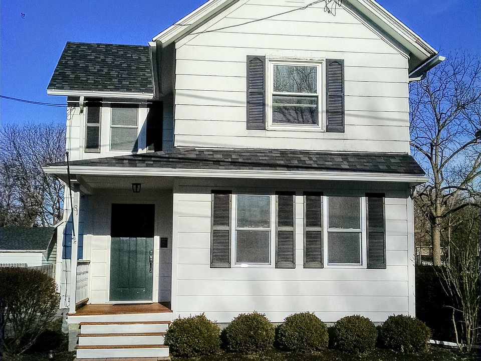 2nd image of 81 Adelaide Ave