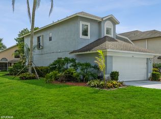 13578 Admiral Ct, Fort Myers, FL 33912