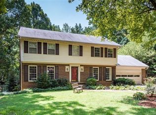 6914 Rocky Falls Rd, Charlotte, NC 28211