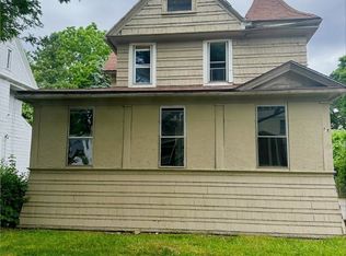 82 Oriole St, Rochester, NY 14613