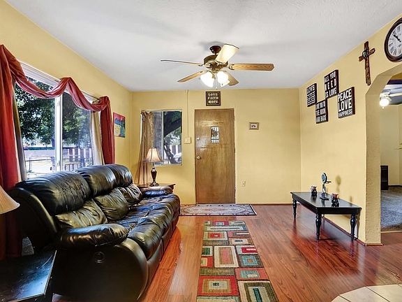 Living_Room_1