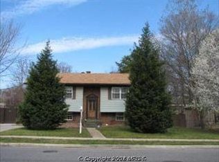 492 Maple Ridge Ln, Odenton, MD 21113