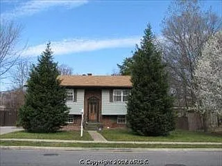 492 Maple Ridge Ln photo 1