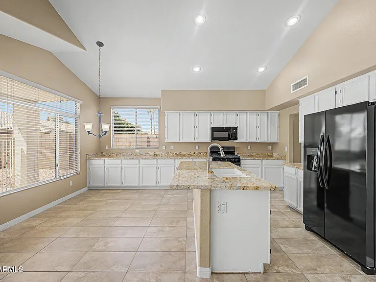 22516 N 68th Dr — Photo 15