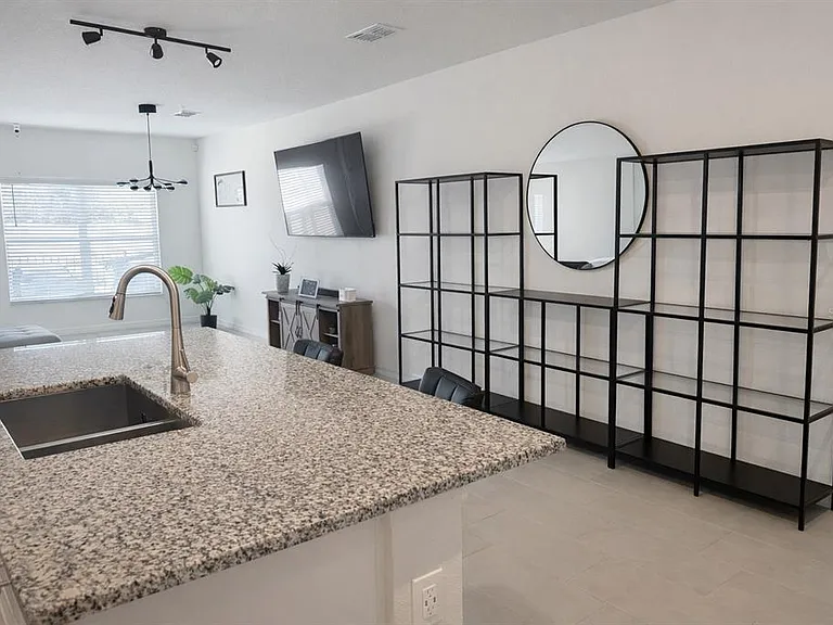 1536 Mirabella Cir #1536 — Photo 5